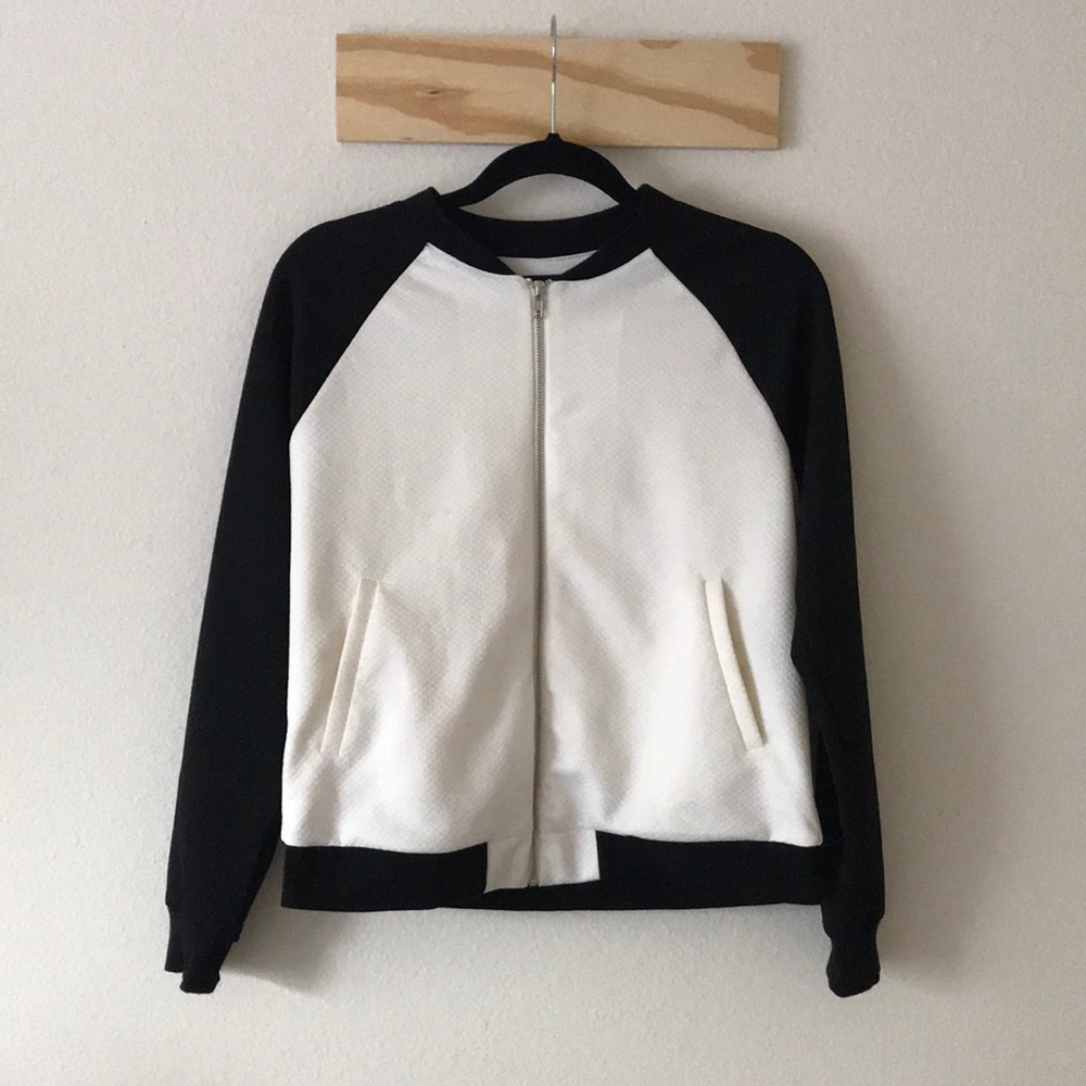 FOREVER 21 Black and White Jacket